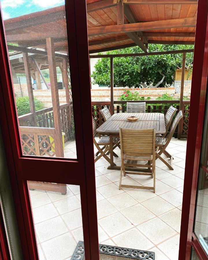 B&B Villa Dei Fiori SantʼEufemia Lamezia Exterior foto